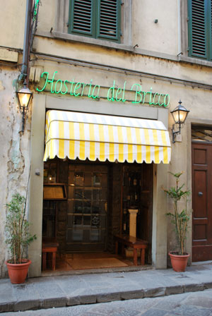 フィレンツェの世界入りにくい居酒屋オステリア・デル・ブリッコ