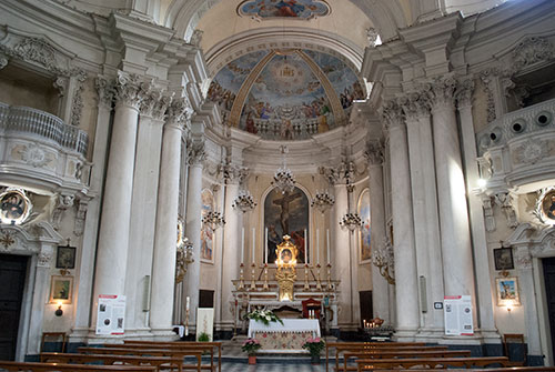 モンテプルチャーノ教会