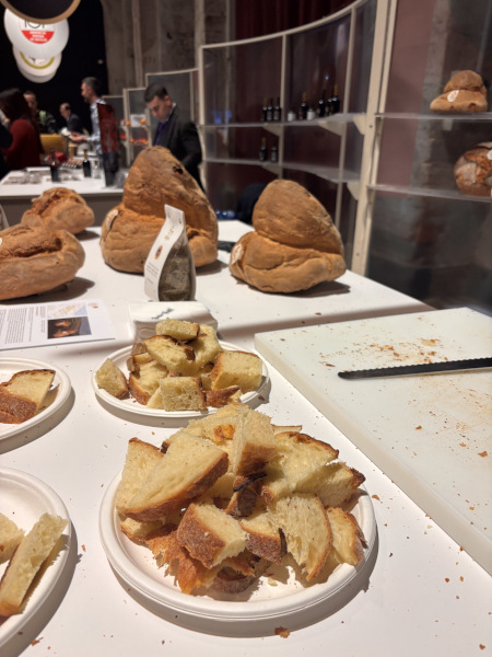 アルタムーラのパン